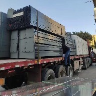 深圳抗疫刻不容緩，旭東鋼構(gòu)-鋼結(jié)構(gòu)a款圍擋持續(xù)發(fā)貨中